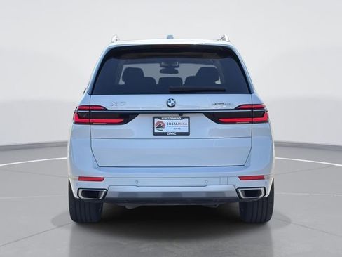 Used 2023 BMW X7 xDrive40i image 4