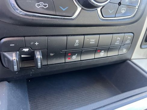 Used 2016 RAM 1500 Outdoorsman image 13