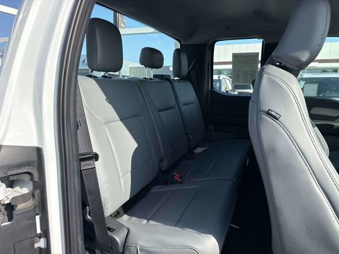 Used 2024 Ford F250 XL w/ XL Chrome Package image 18