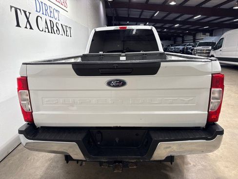 Used 2022 Ford F250 XL w/ Power Equipment Group image 7