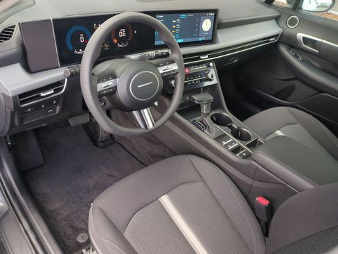 Certified 2025 Hyundai Sonata SE FWD image 22