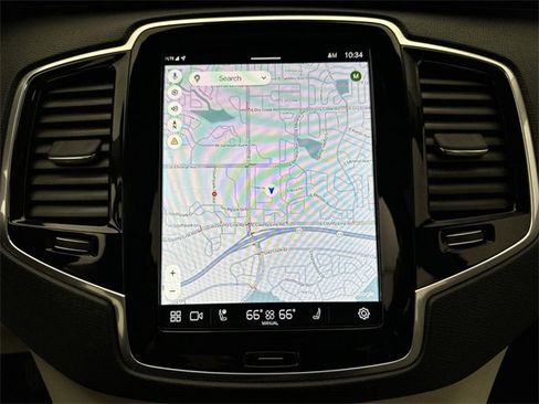 Certified 2025 Volvo XC90 B6 Plus w/ Protection Package Premier image 18