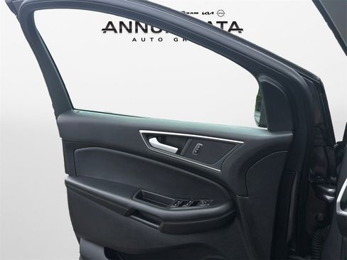 Used 2022 Ford Edge SEL image 28