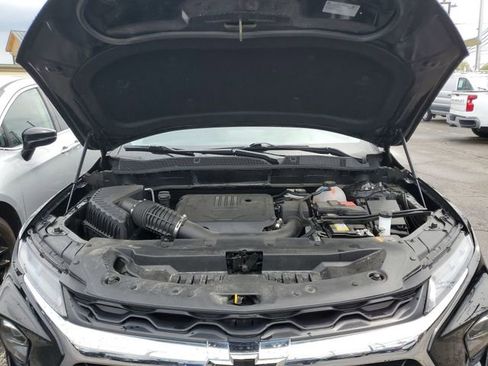 Certified 2025 Chevrolet Blazer LT AWD/4WD image 28