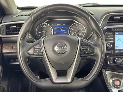 Used 2018 Nissan Maxima Platinum image 21