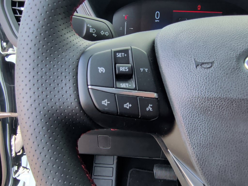 Used 2025 Ford Escape ST-Line w/ Equipment Group 301A FWD image 17