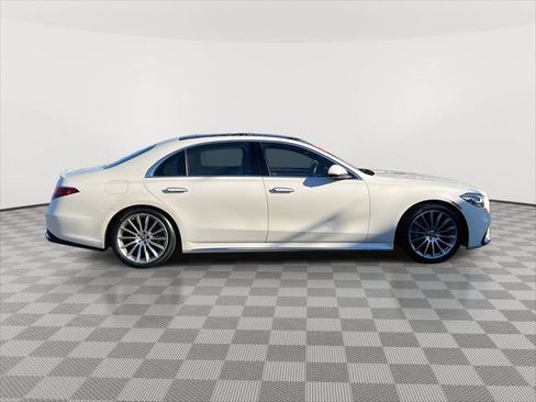 Used 2023 Mercedes-Benz S 500 4MATIC image 4