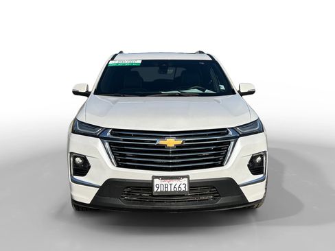Used 2023 Chevrolet Traverse Premier image 8