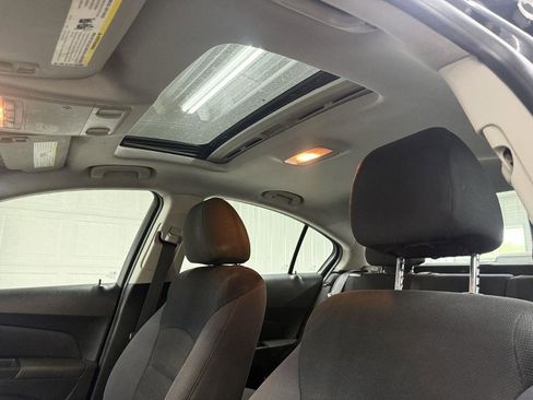 Used 2014 Chevrolet Cruze LT w/ All-Star Edition FWD image 10