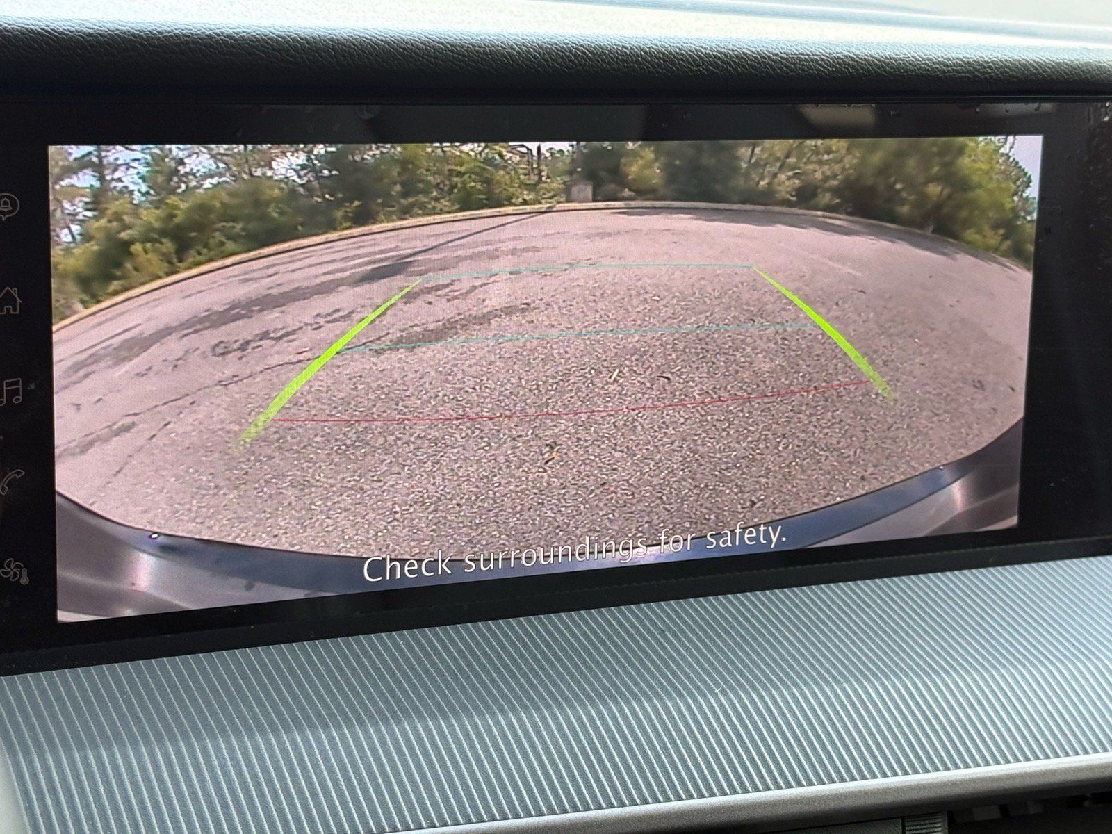 Used 2025 Nissan Murano SV AWD/4WD image 11