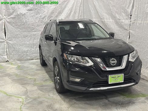 Used 2020 Nissan Rogue SV w/ Sun & Sound Touring Package image 29