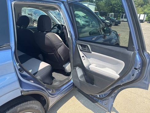 Used 2015 Subaru Forester 2.5i Premium AWD/4WD image 20