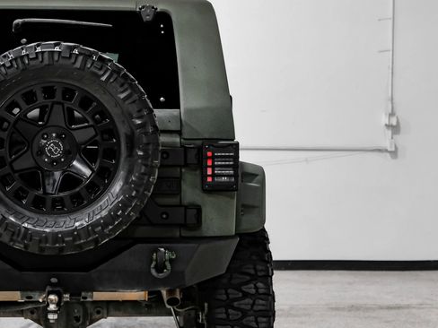 Used 2017 Jeep Wrangler Unlimited Sport w/ Quick Order Package 24S AWD/4WD image 51