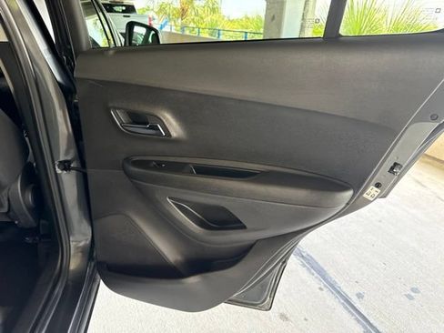 Used 2020 Chevrolet Trax LS w/ Tint and Cruise Package FWD image 14