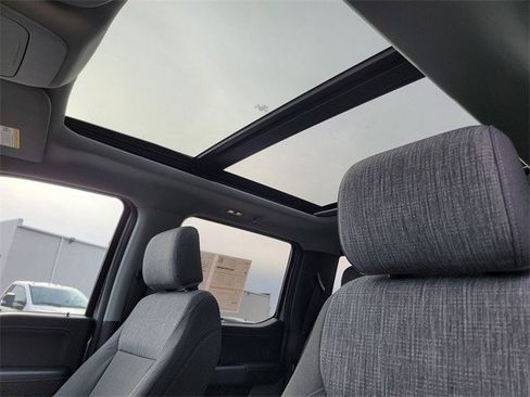 Certified 2022 Ford F150 XLT w/ Equipment Group 302A High image 4