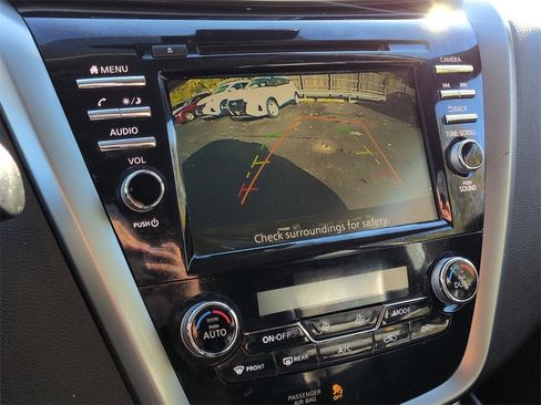 Used 2024 Nissan Murano SV w/ SV Midnight Edition Package image 13