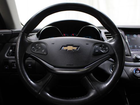 Used 2020 Chevrolet Impala LT w/ LT Convenience Package image 10