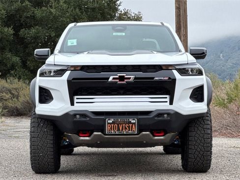 New 2026 Chevrolet Colorado ZR2 w/ Technology Package image 9