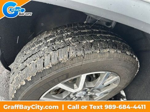 Used 2020 GMC Acadia SLE w/ Driver Convenience Package image 26