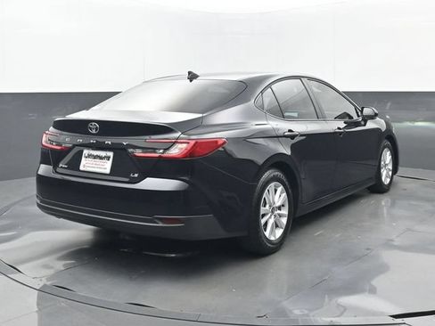Used 2026 Toyota Camry LE FWD image 20
