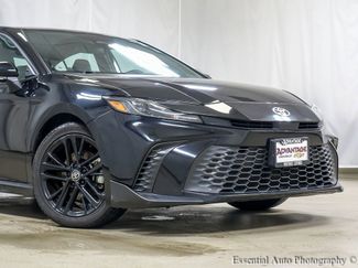 Used 2025 Toyota Camry SE video 3