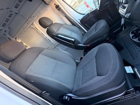 Used 2021 RAM ProMaster 2500 image 32