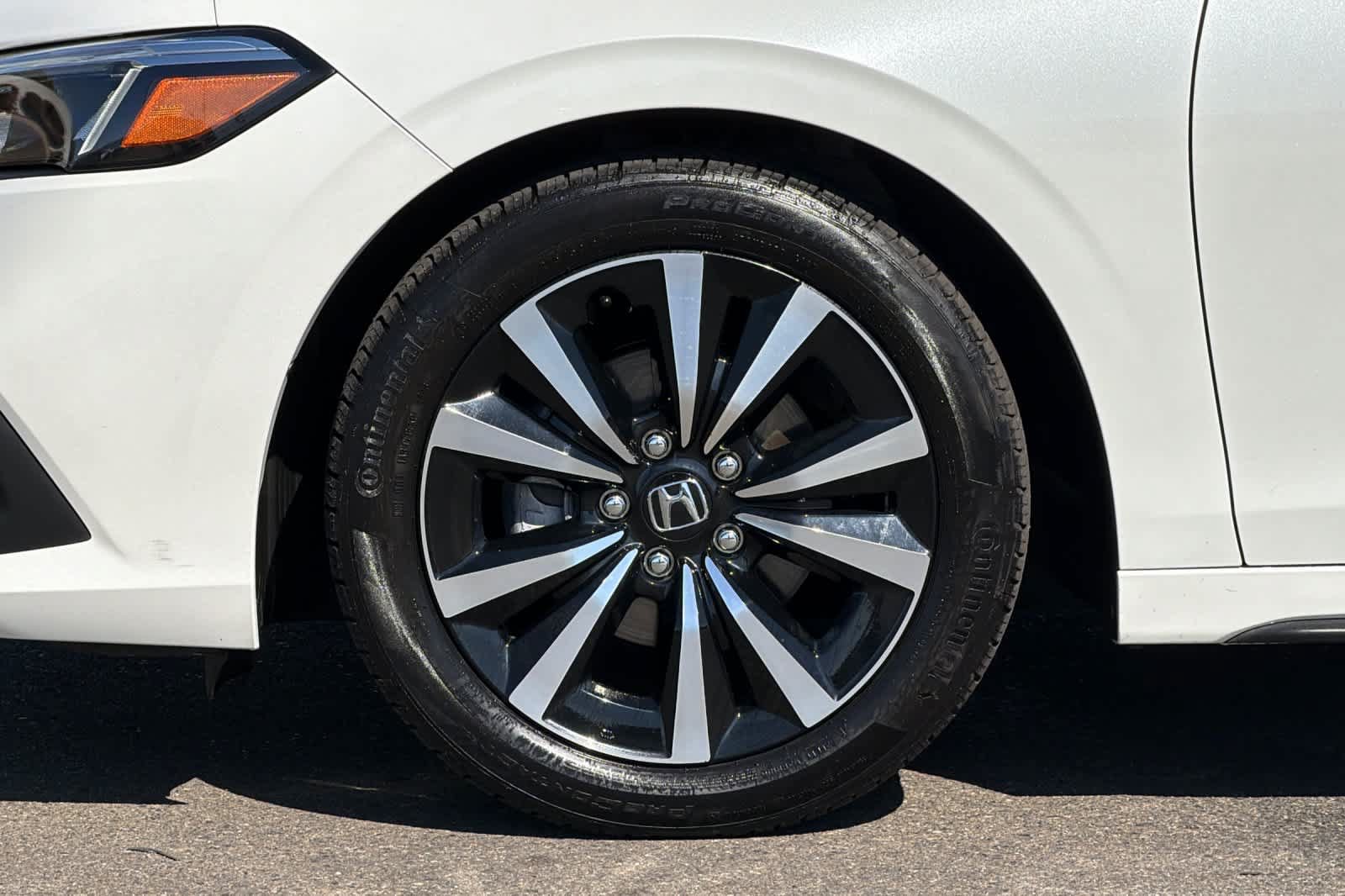 Used 2024 Honda Civic EX-L image 29