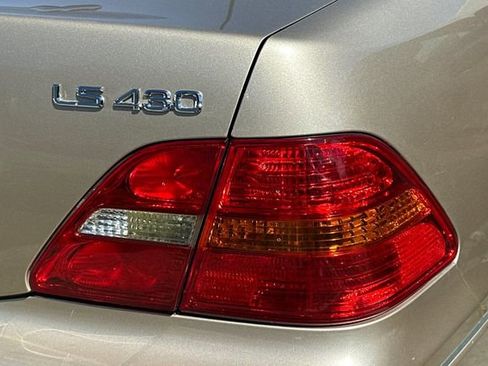 Used 2003 Lexus LS 430 image 7