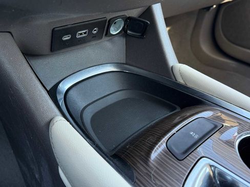 Used 2022 Chevrolet Malibu LT w/ Leather Package image 27