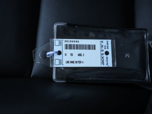 Used 2018 Tesla Model 3 Long Range image 35