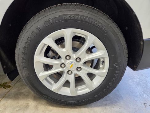 Used 2018 Chevrolet Equinox LT AWD/4WD image 15