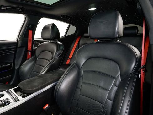 Used 2023 Kia Stinger GT2 image 12