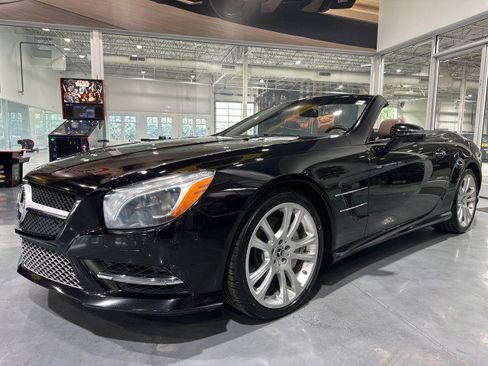 Used 2015 Mercedes-Benz SL 400 w/ Premium I Package image 1