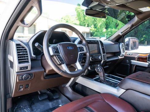 Used 2018 Ford F150 King Ranch w/ Equipment Group 601A Luxury AWD/4WD image 30