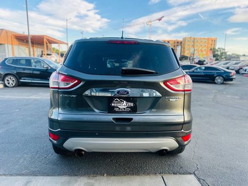 Used 2015 Ford Escape Titanium w/ Equipment Group 301A AWD/4WD image 5
