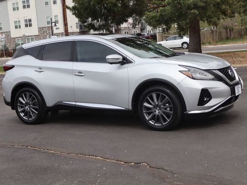 Used 2021 Nissan Murano SV w/ SV Special Edition Package image 2