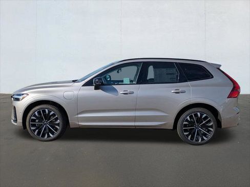 New 2026 Volvo XC60 T8 Ultra w/ Protection Package Premier AWD/4WD image 3