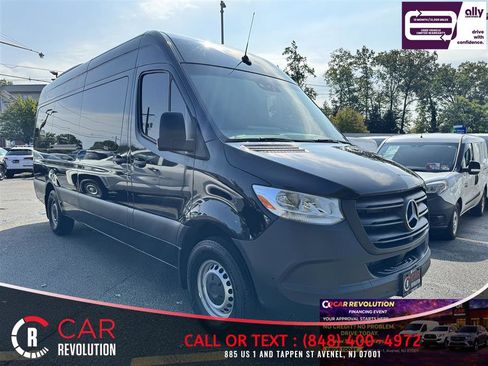 Used 2024 Mercedes-Benz Sprinter 2500 image 1