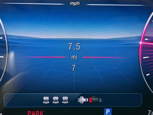 New 2026 Mercedes-Benz GLC 300 image 13