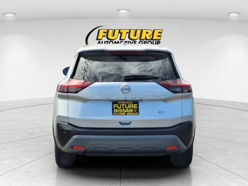 Certified 2023 Nissan Rogue SV FWD image 8