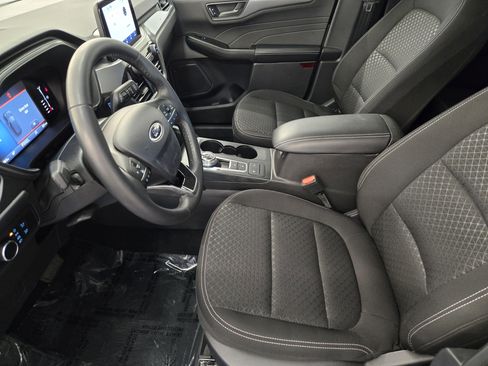 Used 2024 Ford Escape Active FWD image 13