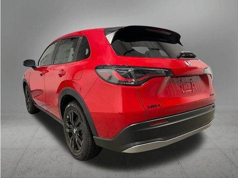 New 2027 Honda HR-V Sport image 3