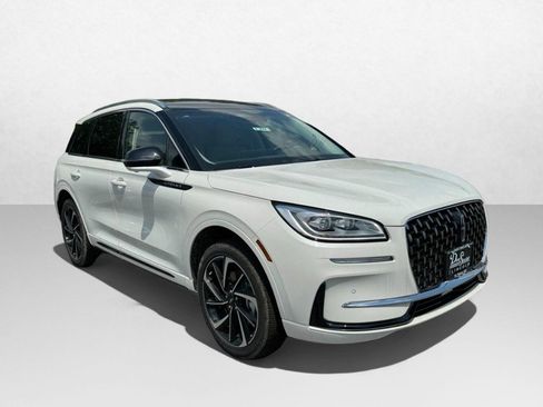 New 2024 Lincoln Corsair Grand Touring w/ Equipment Group 301A image 3