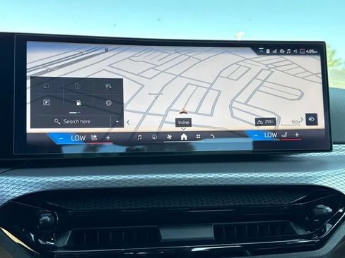 New 2026 BMW 330i Sedan w/ Premium Package RWD image 25