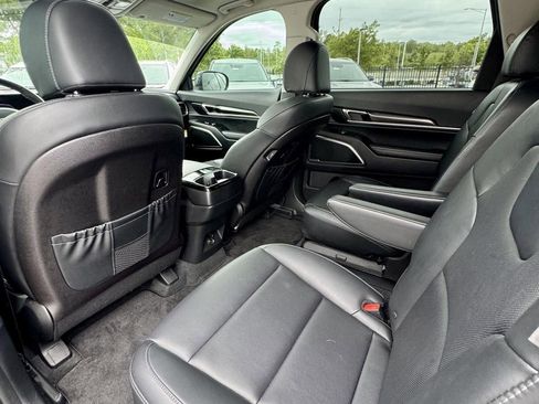 Used 2025 Kia Telluride S AWD/4WD image 13