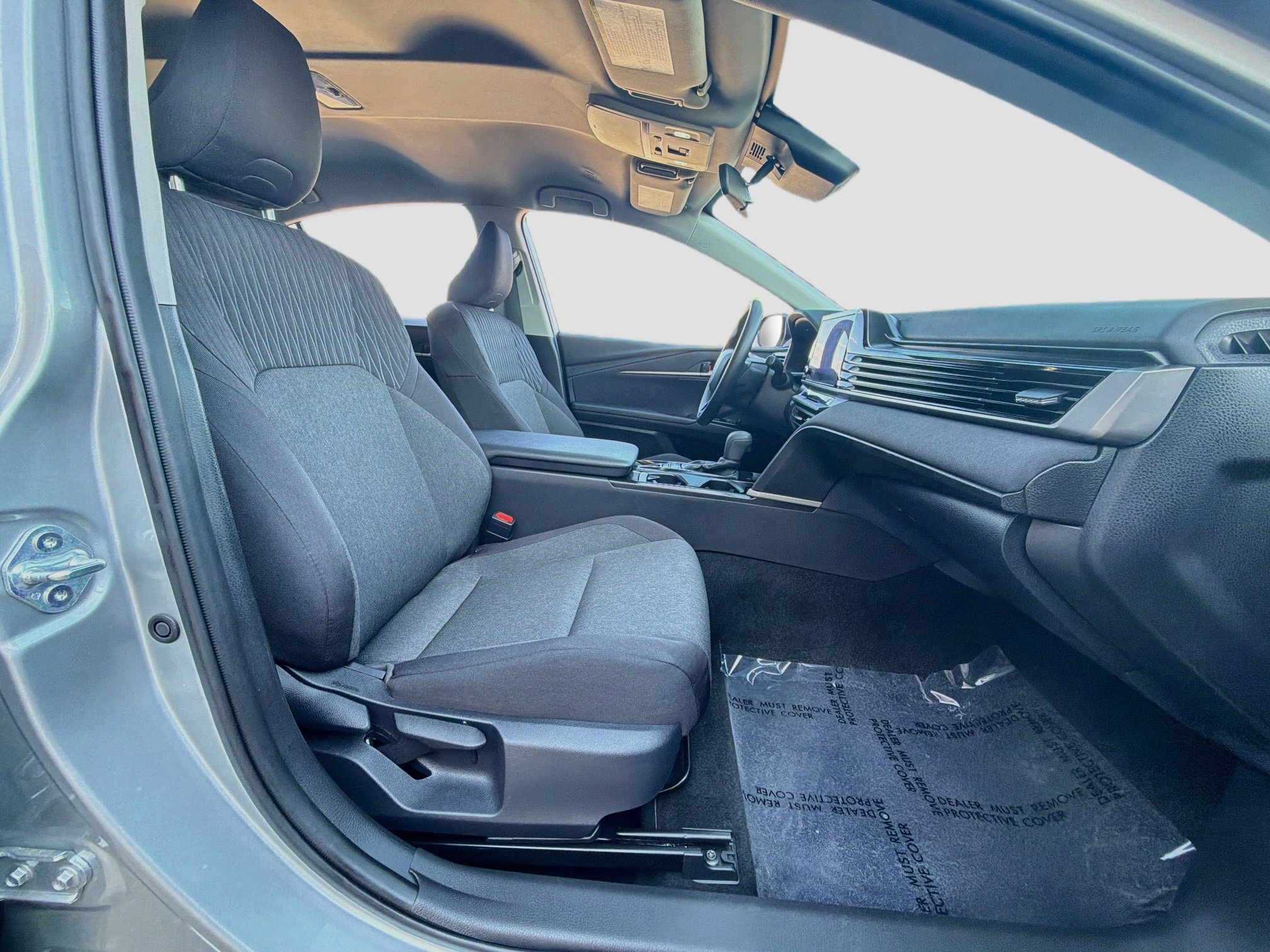 Used 2026 Toyota Camry LE FWD image 31