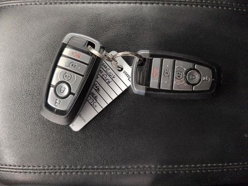 Used 2024 Ford Edge SEL w/ Convenience Package AWD/4WD image 27