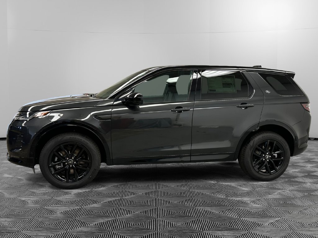 New 2026 Land Rover Discovery Sport Landmark AWD/4WD image 2