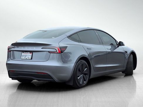 Used 2024 Tesla Model 3 Standard Range RWD image 4
