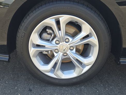 Certified 2025 Honda Accord LX image 23